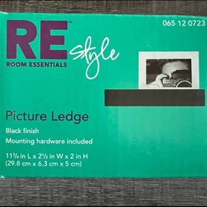 NWT Black 11.75” Picture Ledge